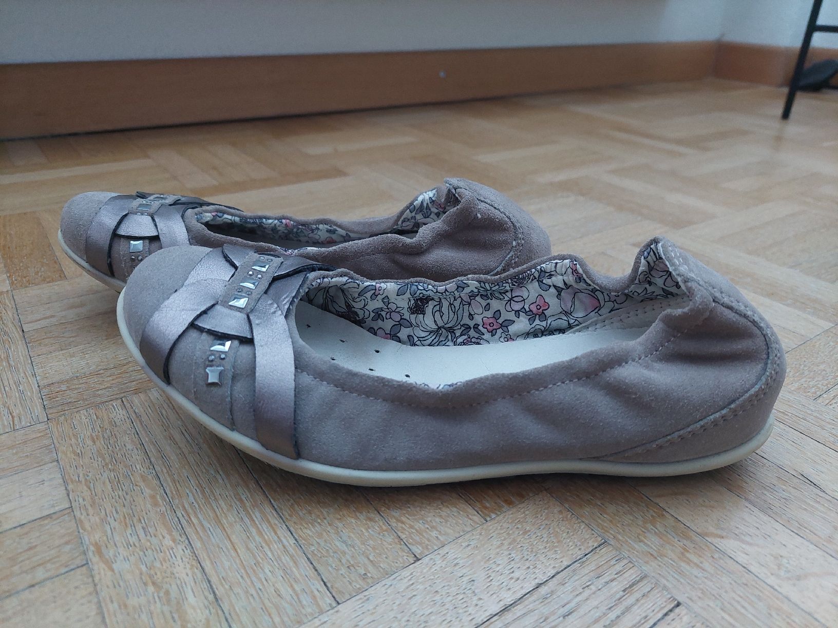 Scarpe per ragazze: Twisty Ballerinas, Grau, Grösse 33 – Usato da Flims Dorf venduto da Truemorish 5