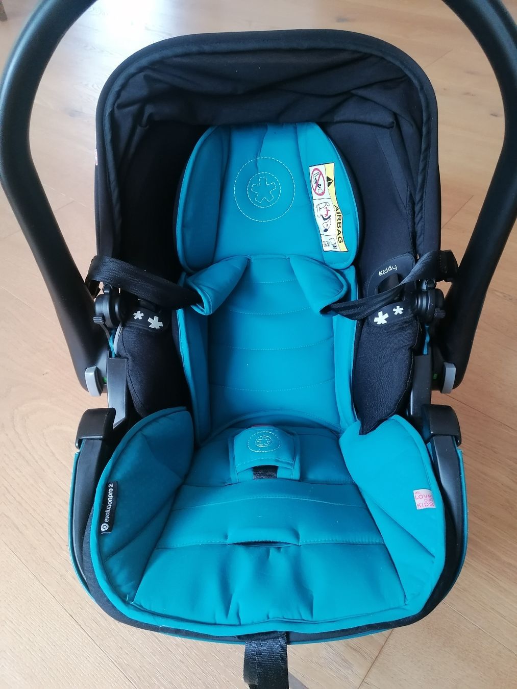 Kiddy Seggiolini per auto: Kiddy Autoschale Kindersitz – Usato da Domat/Ems venduto da anj_dt2f