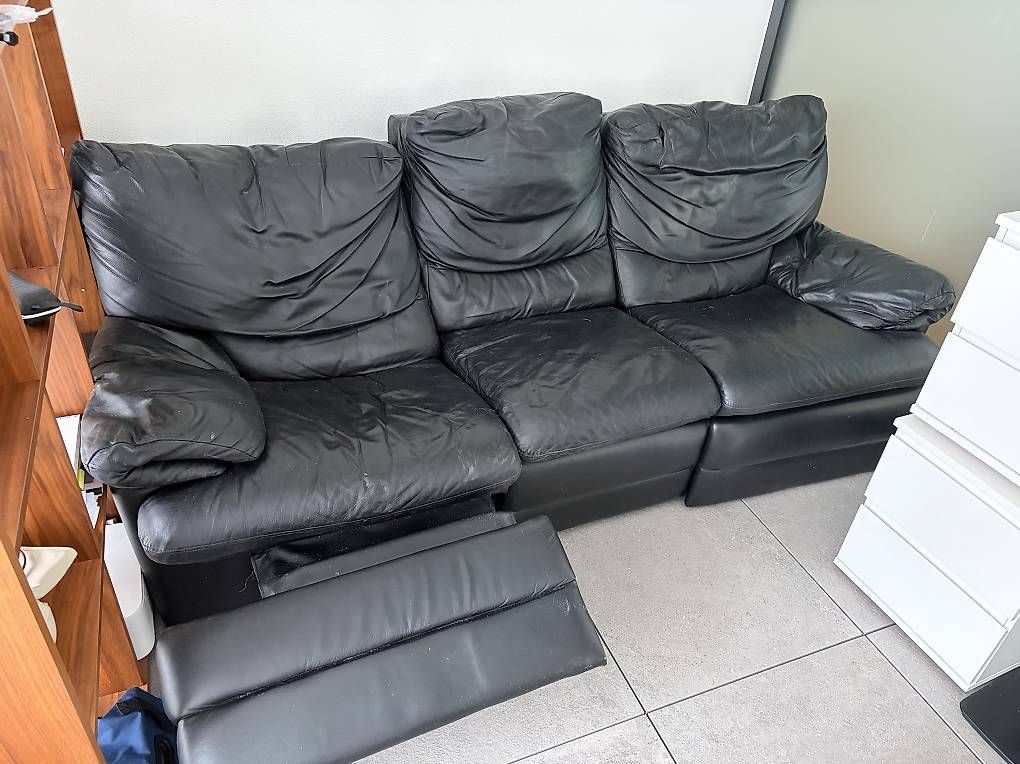 Sofas: Sofa. Lazyboy – Gebraucht aus Oberägeri von CJK2023 1