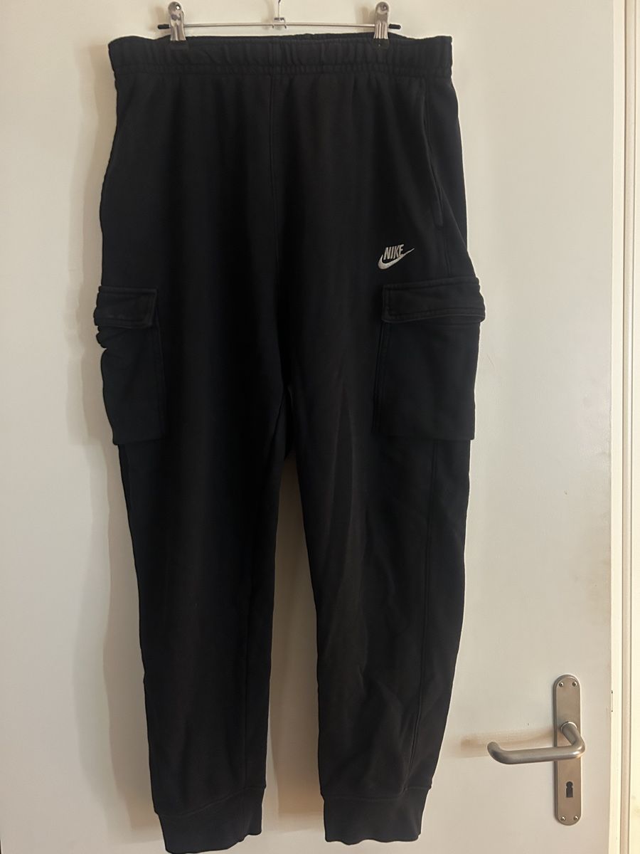 Nike Pantaloni: Trainerhose nike – Usato da Suhr venduto da Alimary