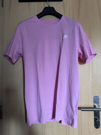 Nike T-shirt rose, taille M, comme neuf, pour l'été !