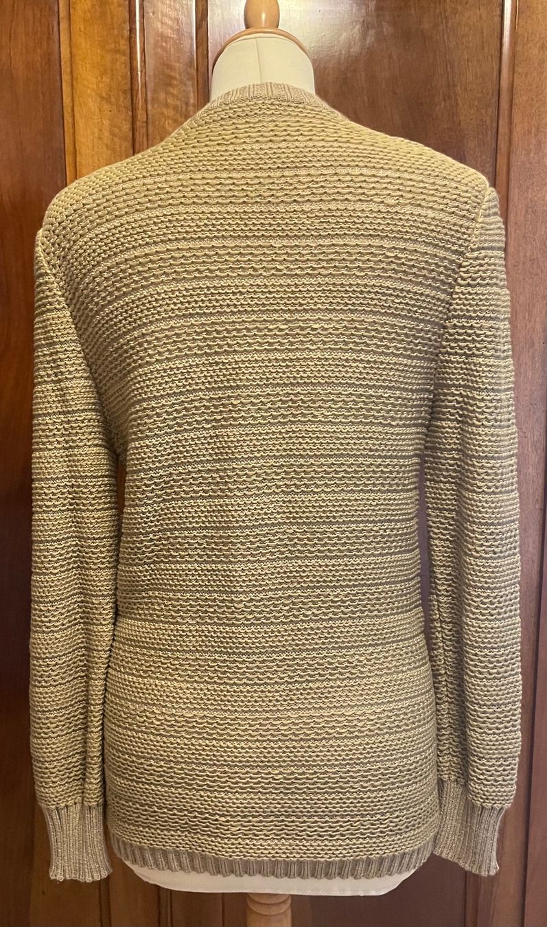 Gilet & Giacche senza maniche: Strickjacke VALENTINO – Nuovo (secondo la descrizione) da Lausanne venduto da Lou__ 6