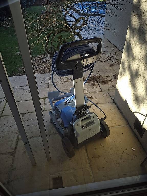 Schwimmbad-Zubehör: Robot piscine power sluppy m400 – Gebraucht aus Nyon von yas_6958