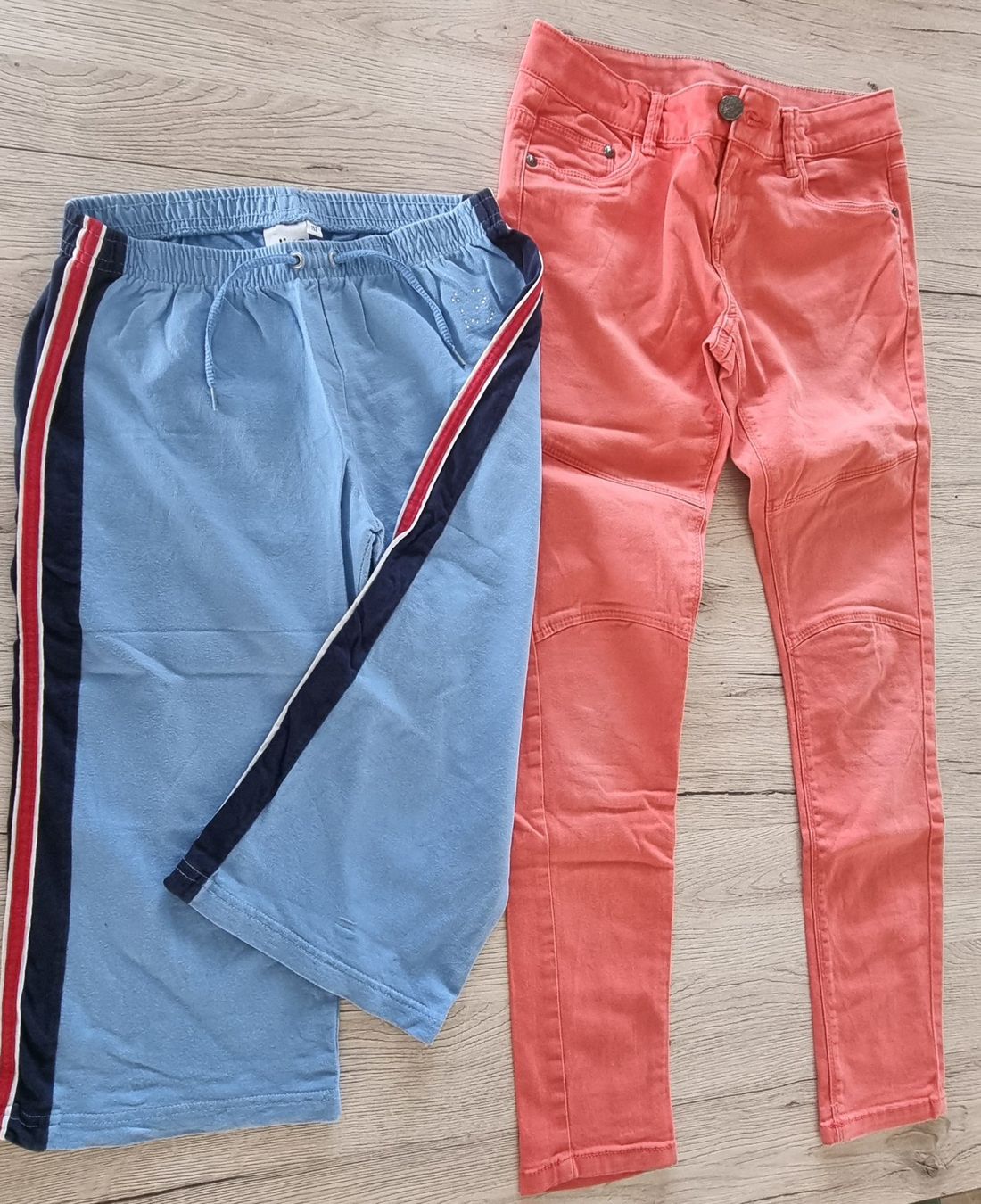 Lotti & Set di vestiti: Kleiderpaket für Mädchen gr.152 – Usato da Grossdietwil venduto da GNOM313 3