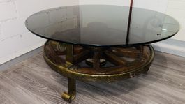 Einzigartiger Couchtisch mit Wagenrad-Design, Vintage Stil