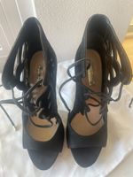 Guess Schnürschuhe High Heels Gr. 36 schwarz