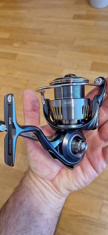 Daiwa Tamburi & Mulinelli: Neu Daiwa airity PC LT 3000 – Nuovo e nell'imballaggio originale da Alpnach Dorf venduto da Maksim777 2