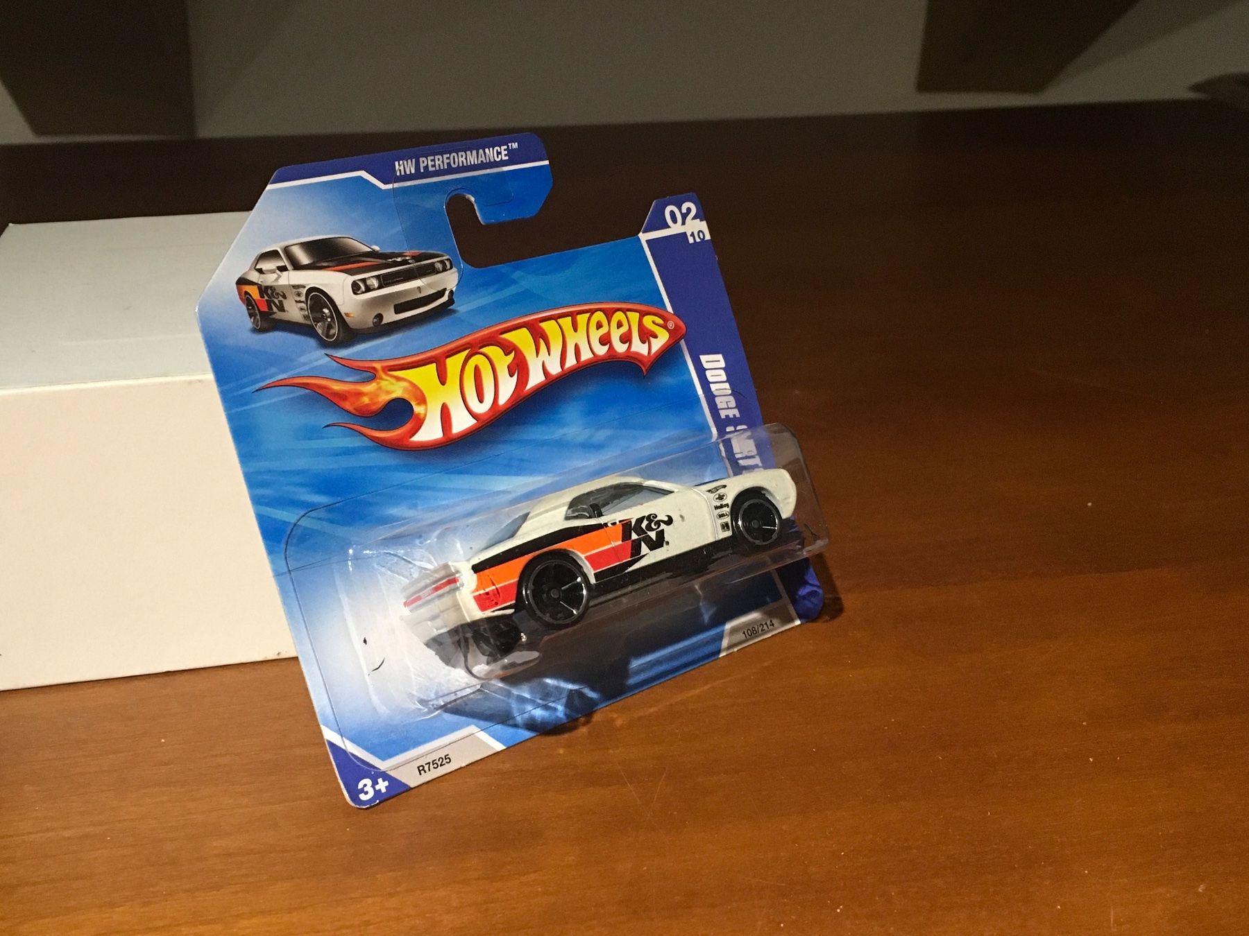 Dodge Modellini d'auto: Dodge Challenger SRT8 1/64 Hot Wheels 2010 HW Performance – Nuovo (secondo la descrizione) da Wohlen AG venduto da PrivatSammlung 1