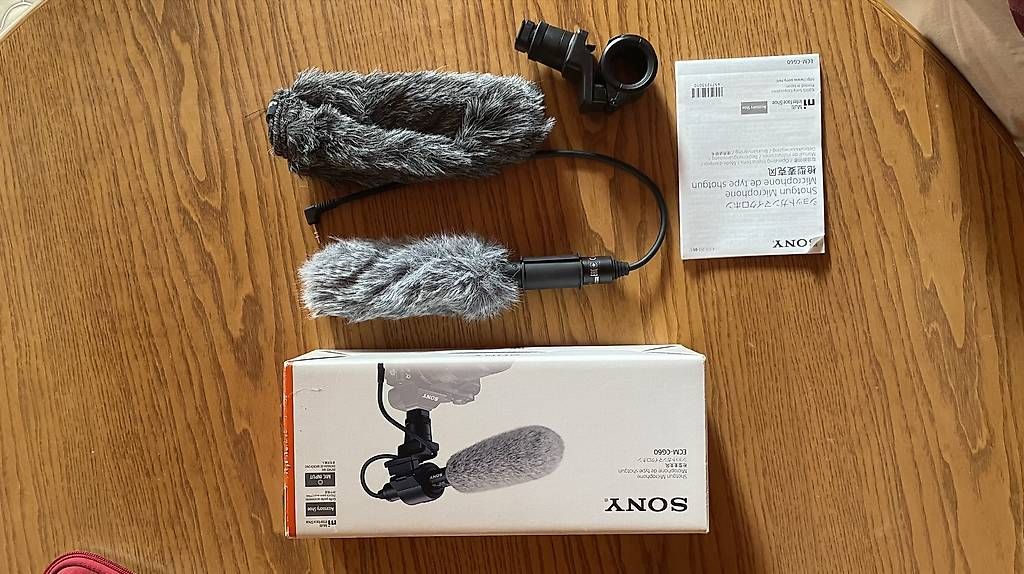 Mikrofone: Micro Sony ECM-CG60 avec accessoires – Gebraucht aus Avenches von joe_vwt6