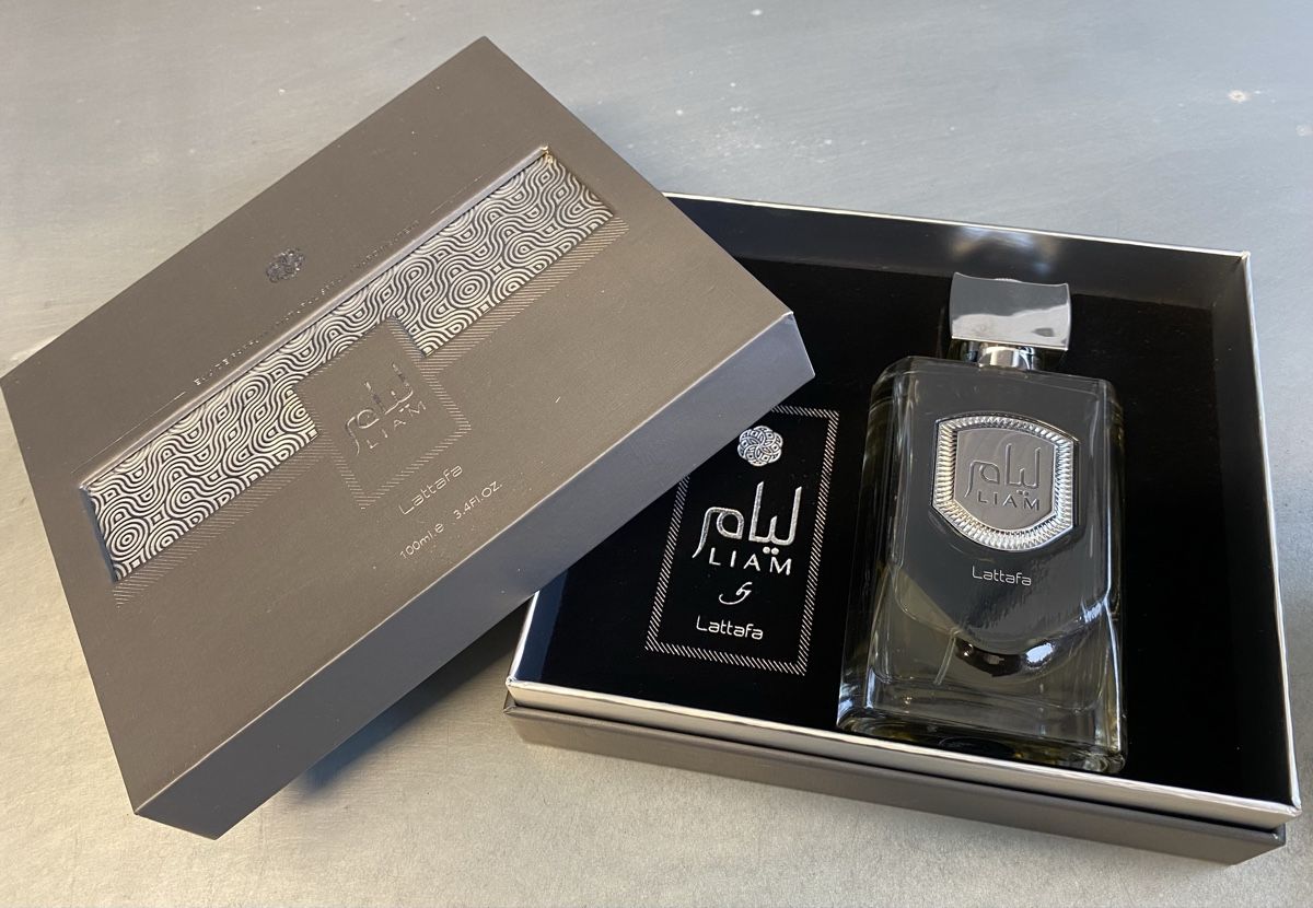 Lattafa Parfum & Eau de Toilette: Lattafa Liam Grey 100ml NEUF – Neu (gemäss Beschreibung) aus Corseaux von atchoum66