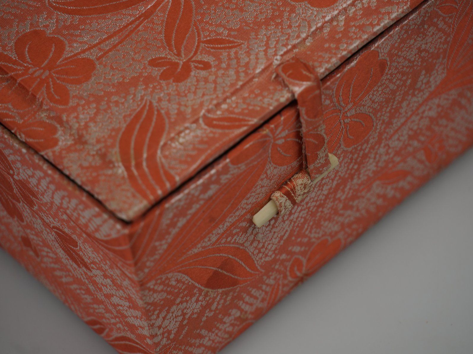 Alle Dekorationen: Chinesische Geschenkbox 2" – Gebraucht aus Rüti ZH von Restwert_Rueti_ZH 3