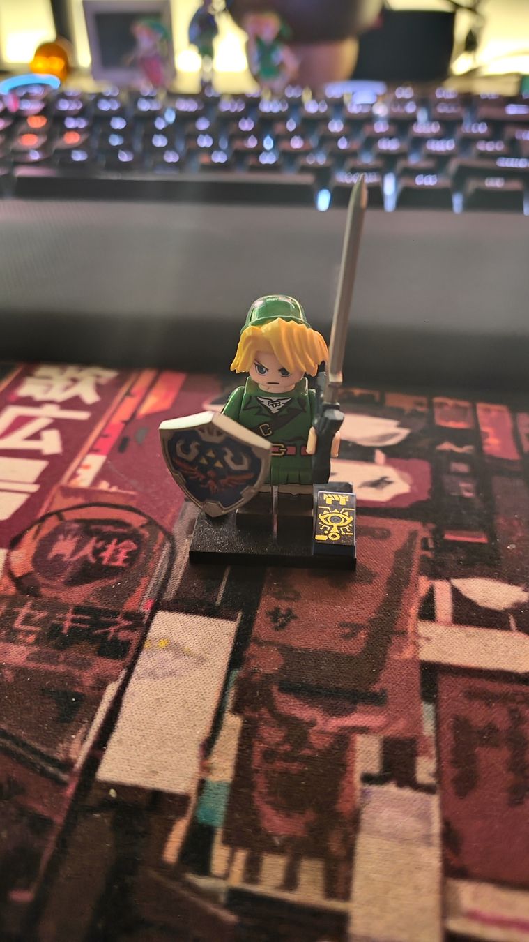 Statuette:  Figur Link mit Schwert und Schild, Zeldas – Usato da Gümligen venduto da JohnnyOnyx