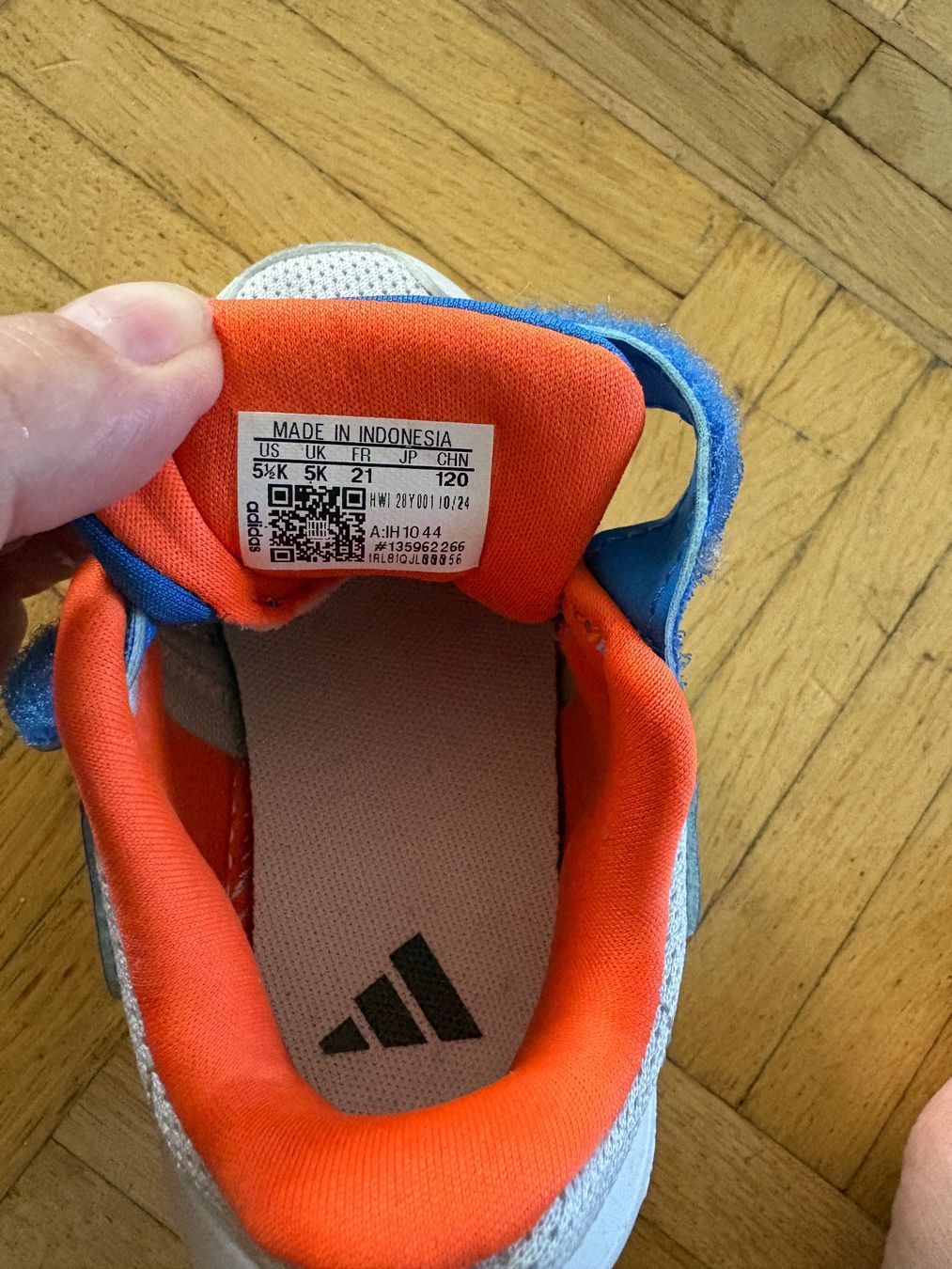 Adidas Chaussures garçon: Adidas Turnschuhe, Grösse 21, ungebraucht – Neuf (Voir description) à Zürich par iri_6mcn 1