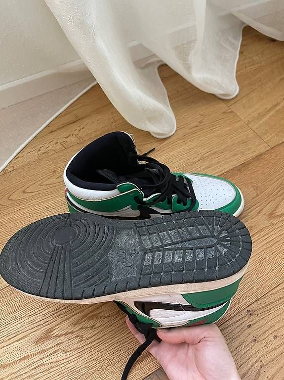 Jordan Scarpe da donna: Nike air Jordan – Usato da Olten venduto da bay_fh8s 2