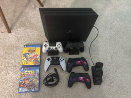 PlayStation 4 Pro Bundle mit 5 Controller und 2 Games!