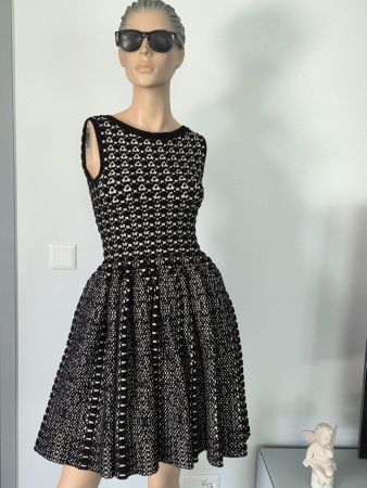 Alaia Iconic Kleid GR S / XS / M  / Franz. 38 neuwertig