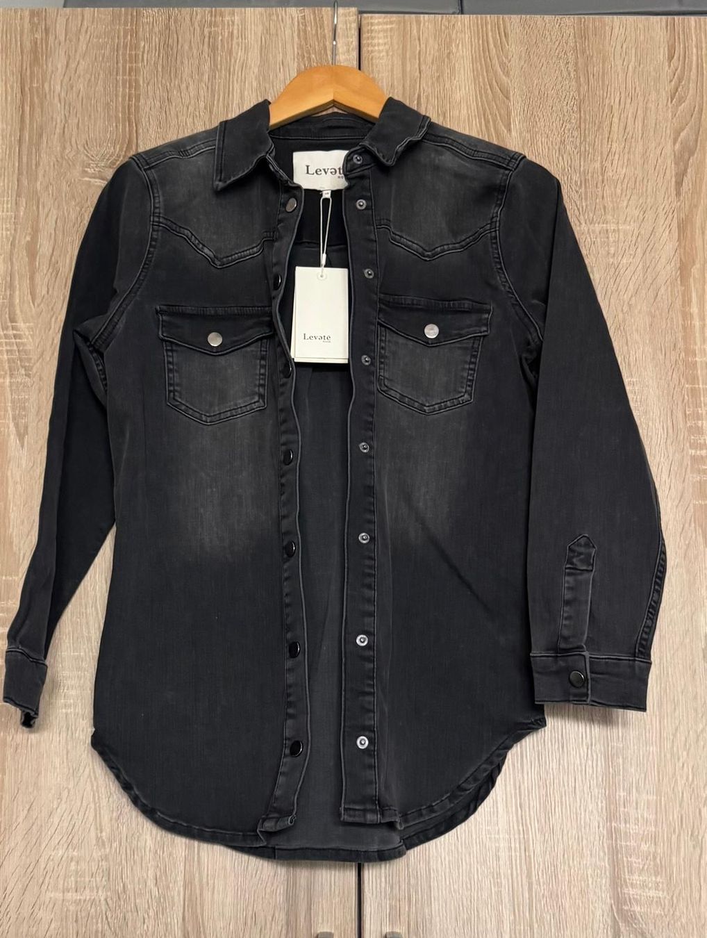 Blusen: Marke Levate Hemd denim schwarz XS – Neu und originalverpackt aus Nussbaumen AG von brigitebardot 1