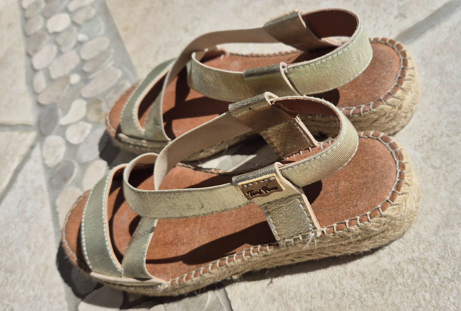 Scarpe da donna: Espadrilles Toni Pons cuir + empiècement élastique – Usato da Villars-sur-Glane venduto da Verocac 1