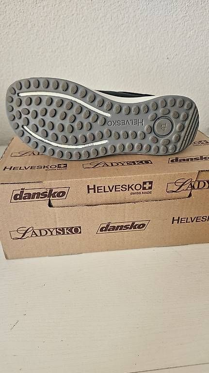 Scarpe da donna: Helvesko Damenschuhe – Usato da Sursee venduto da nei_7klk 4
