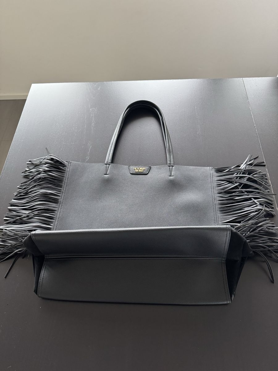 Victoria's Secret Borse da donna: Grosse Tasche mit Fransen Schwarz – Usato da Zürich venduto da Jen10 6