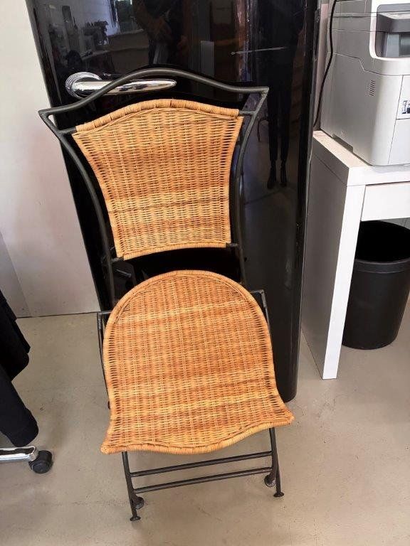 Stühle: Klappstuhl geflochten – Gebraucht aus Luzern von Schneider012 1