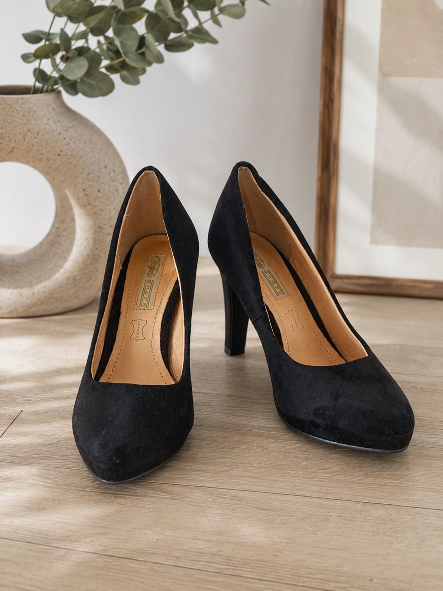 Buffalo Damenschuhe: Buffalo Hauts talons noirs T. 37 – Gebraucht aus Malleray von 2v8v