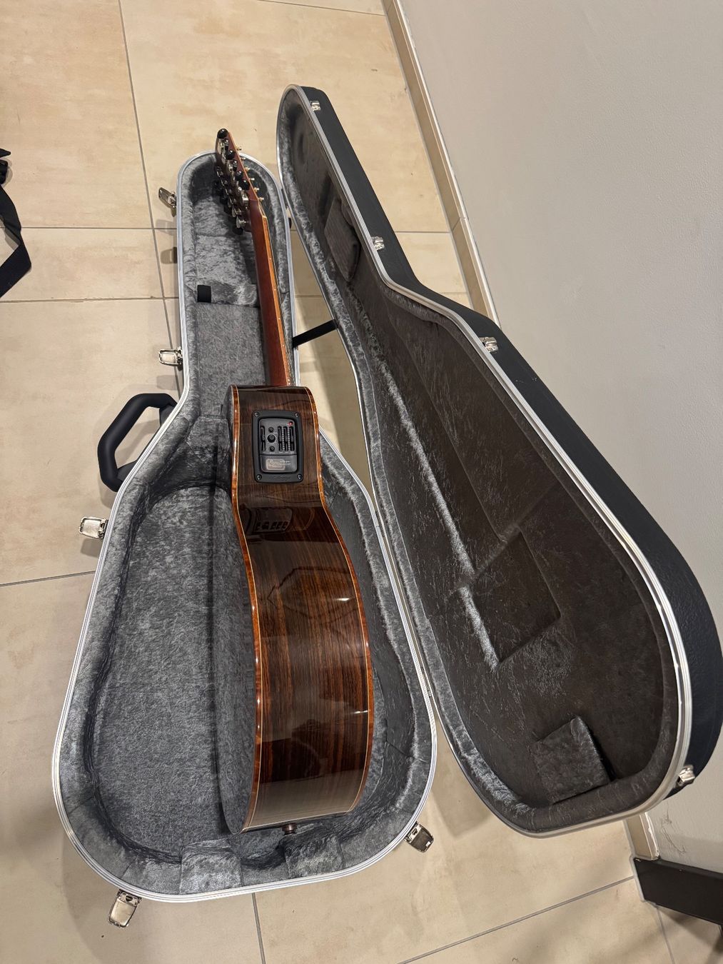 Furch Strumenti musicali: Furch 12-string acoustic/electric – Usato da Zürich venduto da Drex47 2