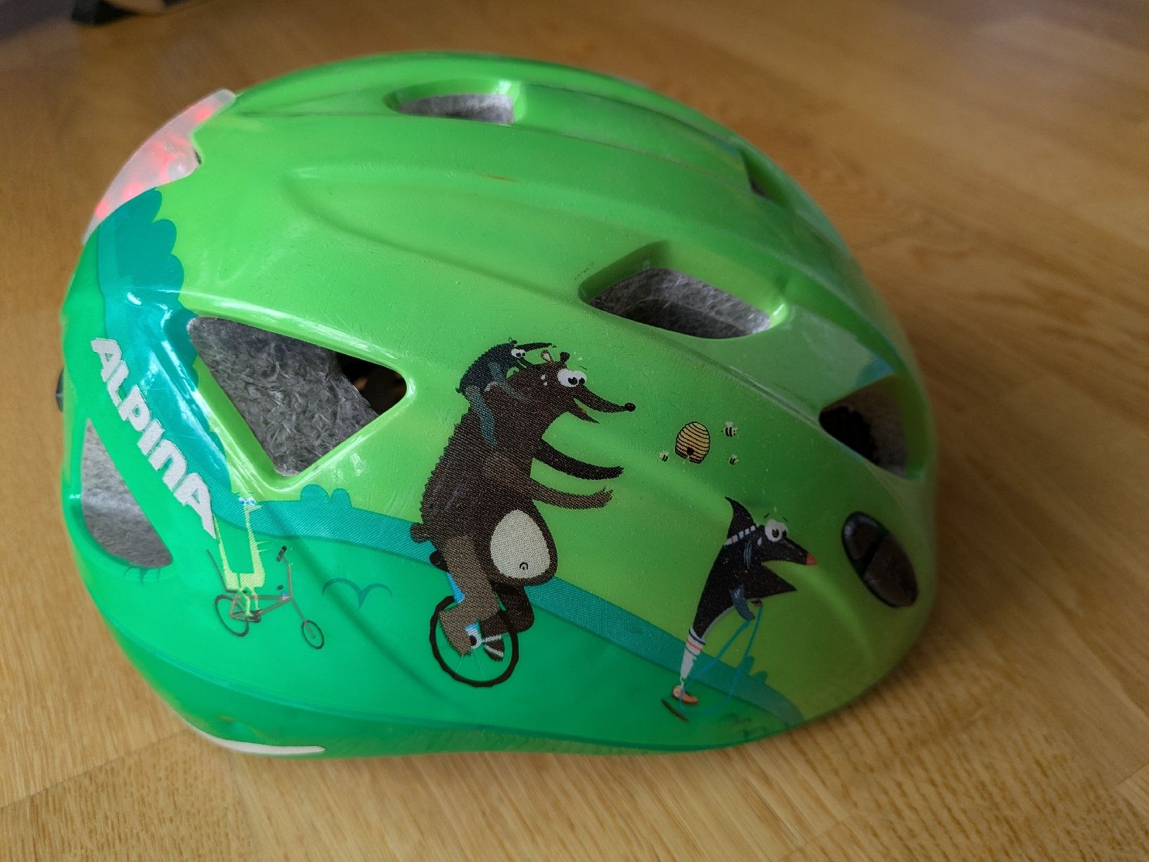Alpina Caschi: Velohelm Alpina 49 - 54 cm – Usato da St. Gallen venduto da noita01 1