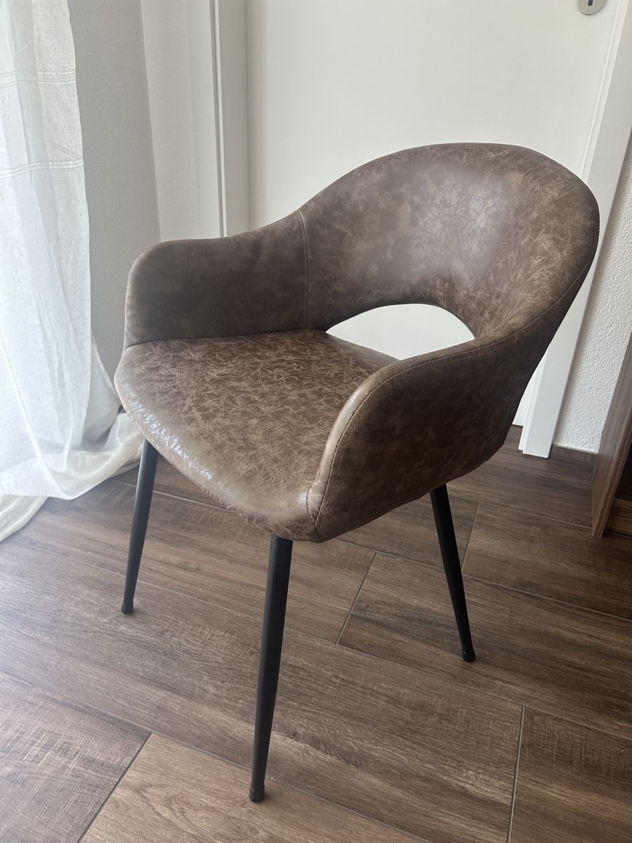 Stühle: 6 Esszimmer stühle – Gebraucht aus Studen SZ von Lkurigee 1