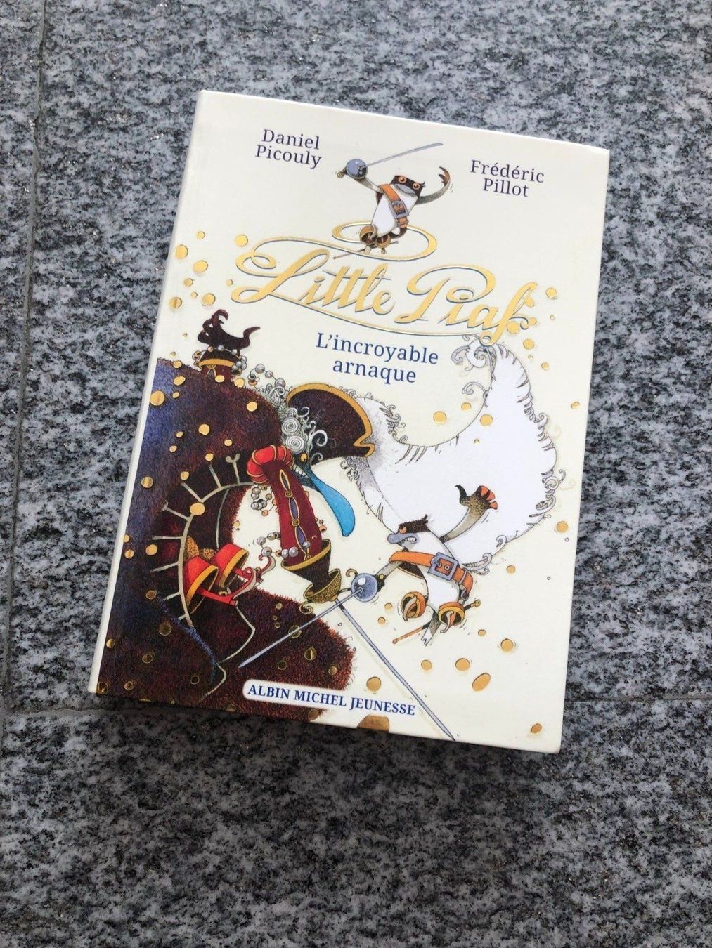 Libri: Little Piaf - L'incroyable arnaque – Usato da Bern venduto da jan_rvq8