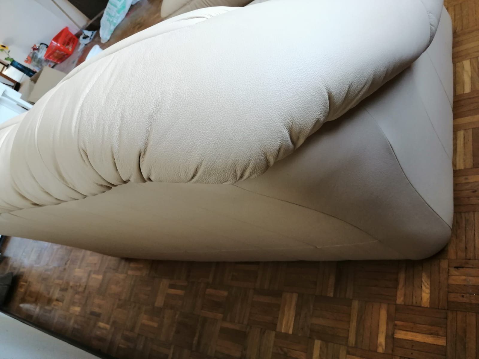 Divani: Ledersofa & beweglicher Sessel – Usato da Basel venduto da Biovivendi 2