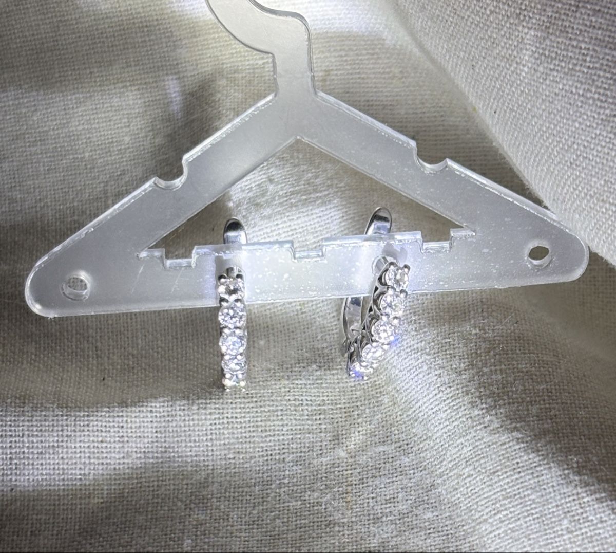 Ohrringe & -stecker: 14k White Gold Earrings with 0.62 cts Diamonds – Gebraucht aus Nyon von My_wardrobe 5