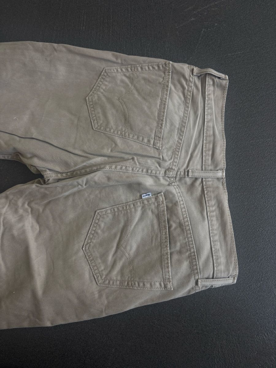 Levi's Pantaloni: Levis Jeans Hose M Sommerhose – Usato da Flawil venduto da kuh_rj2j 2