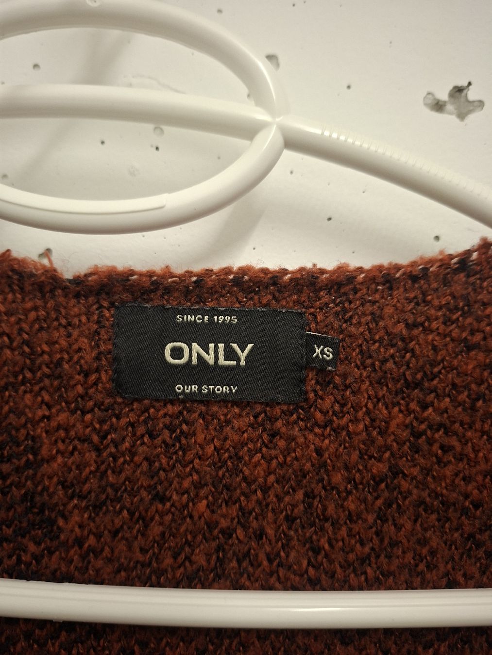 Maglioni & Felpe: Only Strickjacke XS, Herbst Look – Usato da Lengwil venduto da Gastman45 1