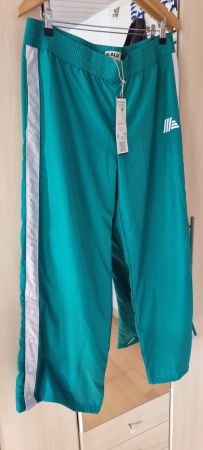 Trainingshose  Grösse S Loose Fit neu mit Etikett