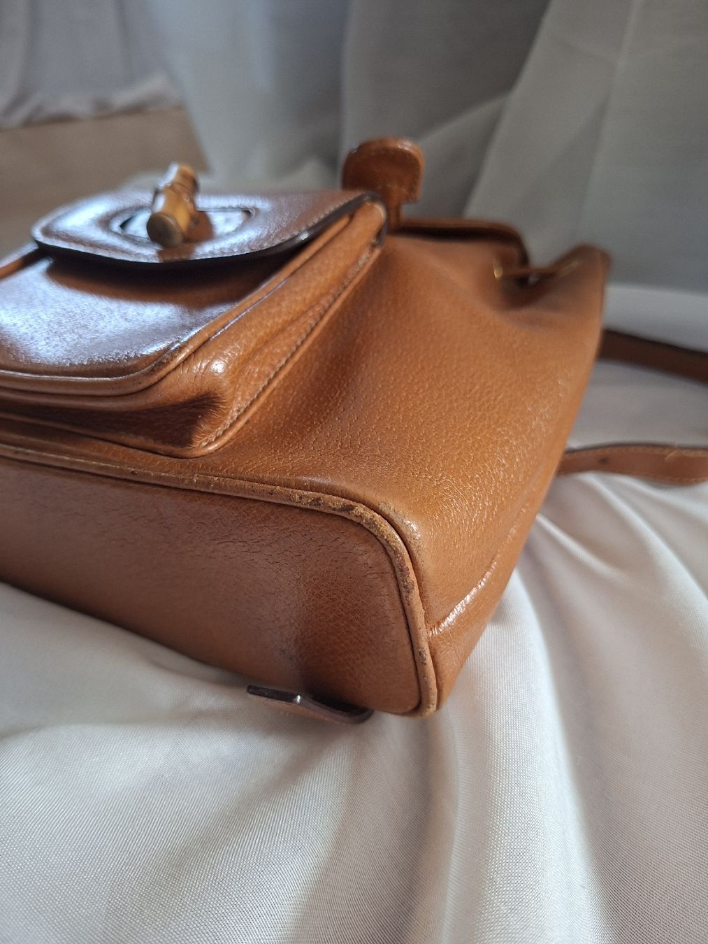 Gucci Rucksäcke: Sac à dos Gucci bamboo – Gebraucht aus Lausanne von Super-cerise 3