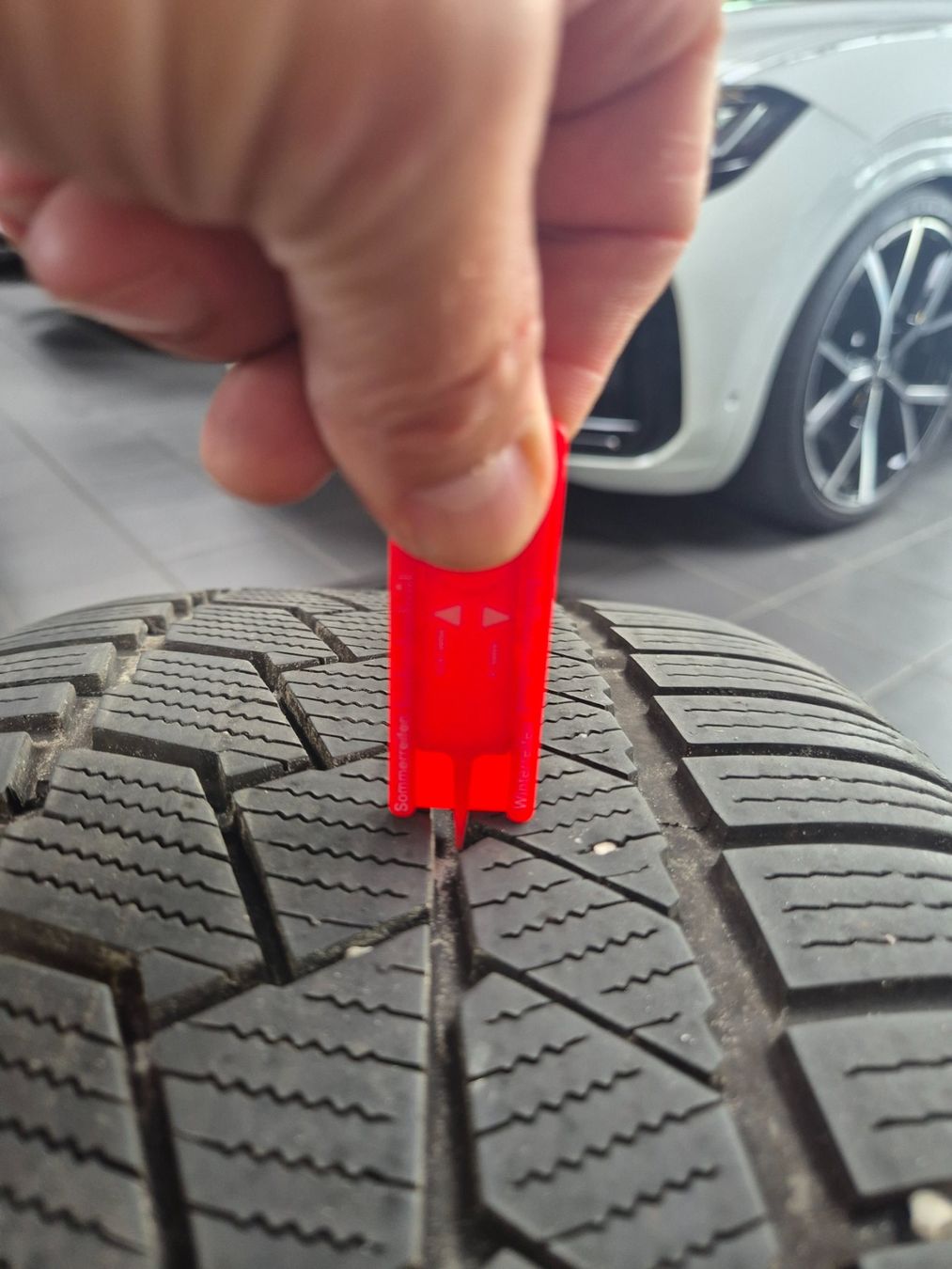 Audi Pneumatici & Ruote complete: Winterräder 21" Audi RSQ3 – Usato da Winterthur venduto da WEWi-Ersatzteile 3