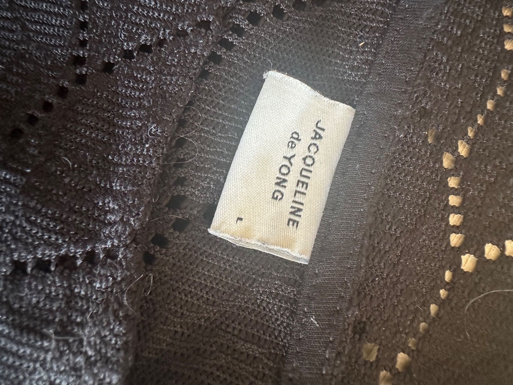 Top: Haut noir – Nuovo (secondo la descrizione) da Lausanne venduto da sou_w9bl 7