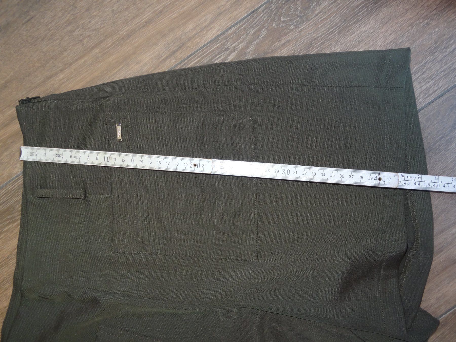 Morgan Pantaloni: Shorts Morgan kaki taille M – Usato da Satigny venduto da salvatore73 4