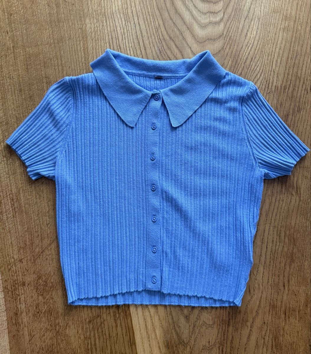 Tops: Damen Stricktop hellblau Kragen Grösse S  – Gebraucht aus Siebnen von koschitoschi