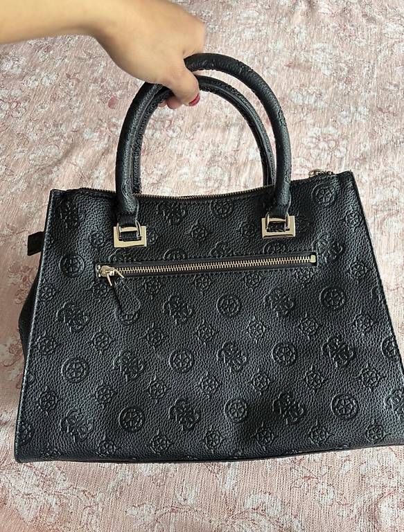 Taschen für Damen: Guess Handtasche schwarz – Gebraucht aus Neuhausen am Rheinfall von AbisZallesdabei 2