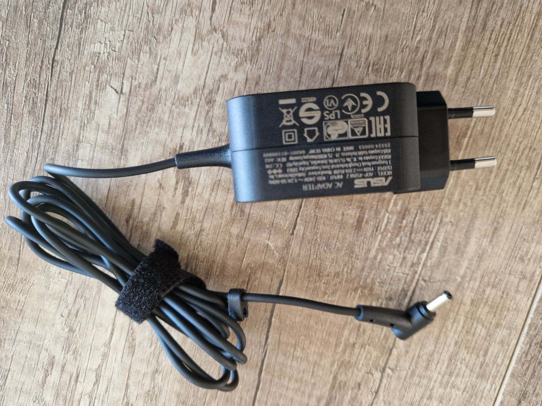 Asus Ladegerät: Alimentation - chargeur PC portable ASUS – Neu (gemäss Beschreibung) aus Villars-sur-Glâne von Scot 1