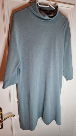 Zara Kleid Größe 40/42