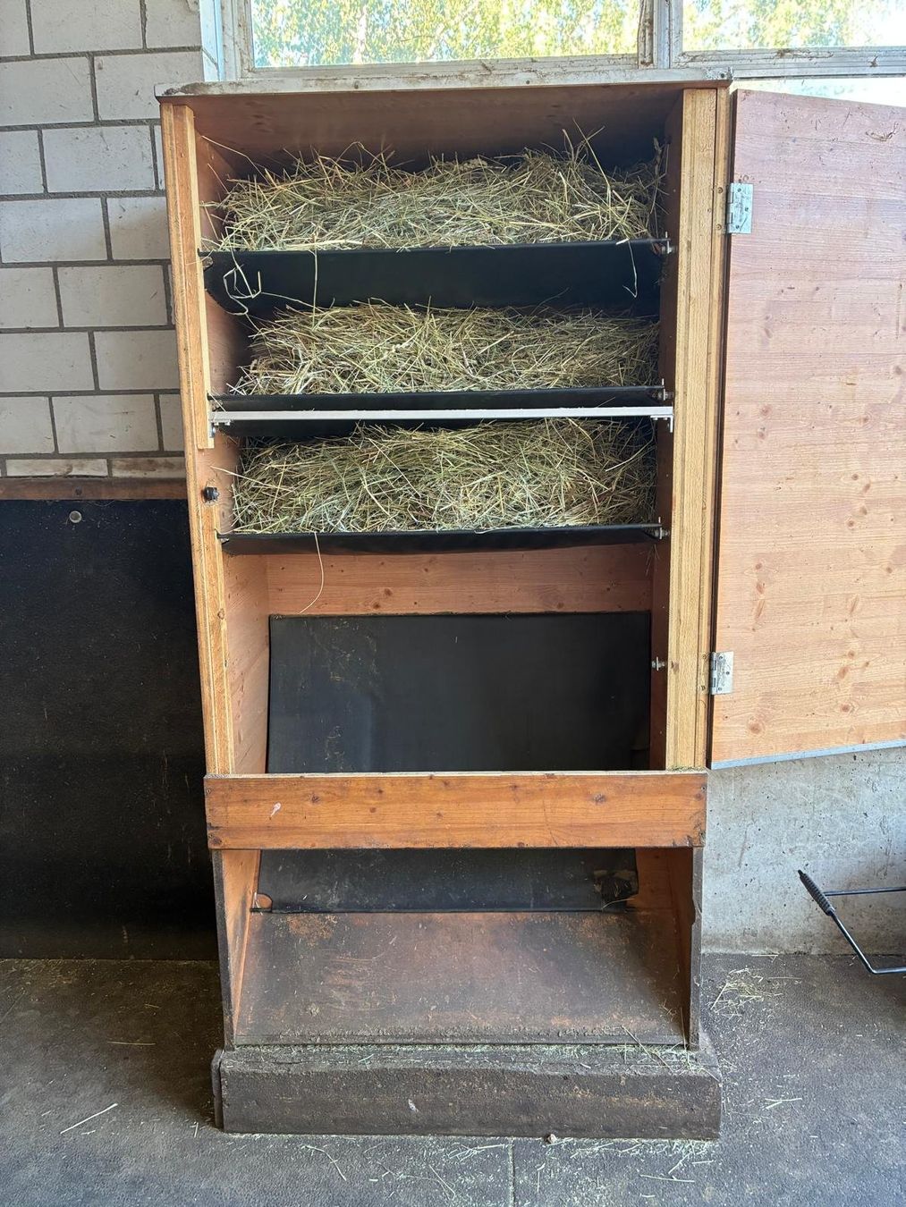 Nourriture: Heuautomat / Futterautomat / Snackbox – D'occasion à Jonen par Klive77
