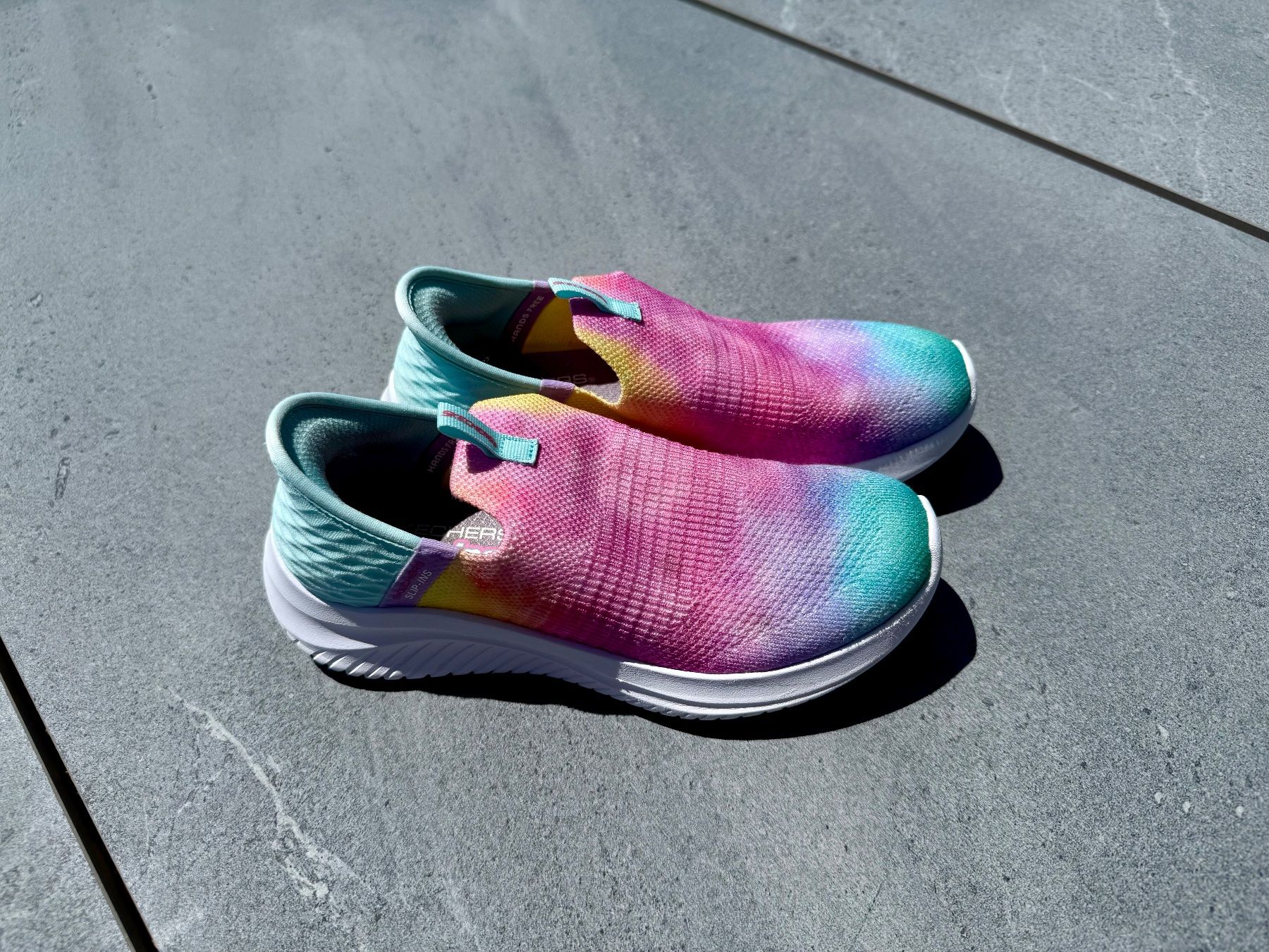 Skechers Scarpe per ragazze: Sketchers Turnschuhe Grösse 35 – Usato da Hindelbank venduto da Bstalder