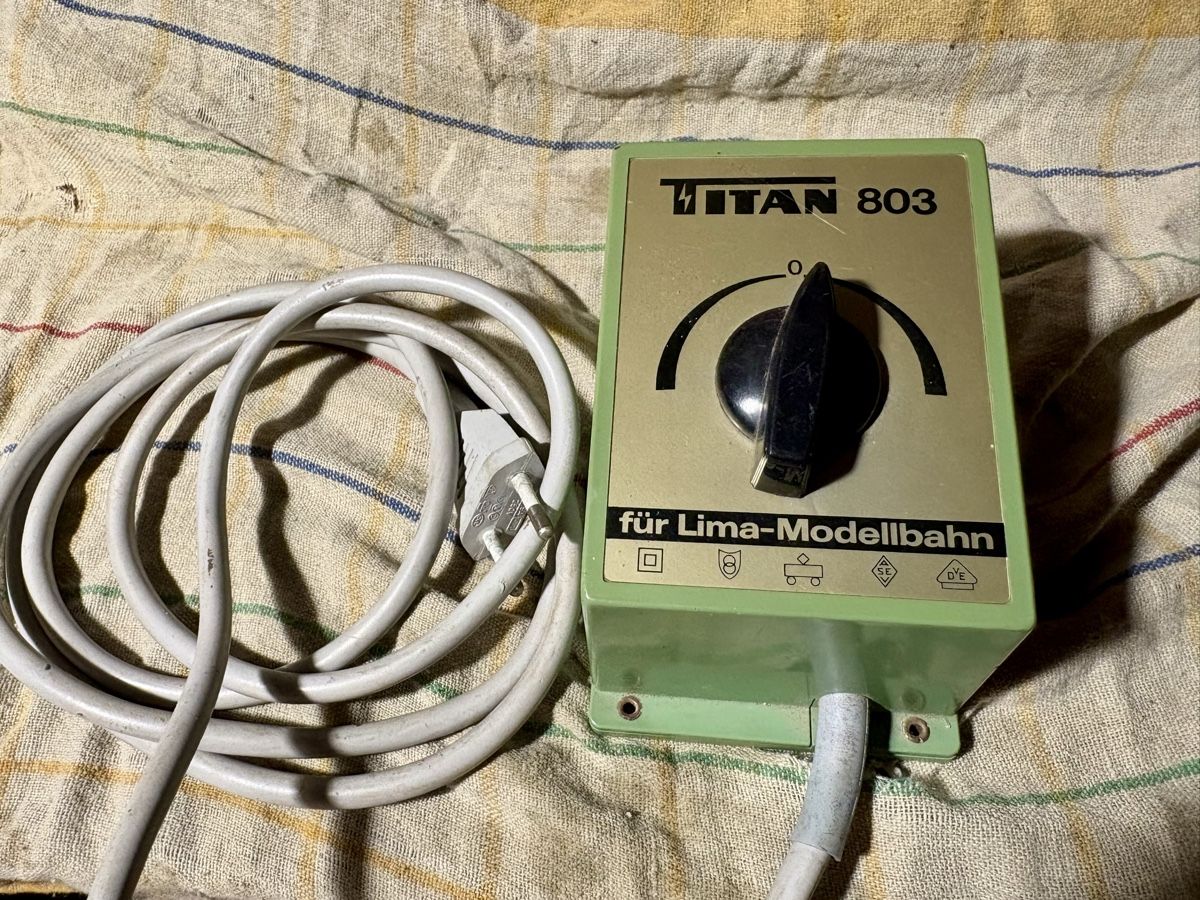 Modelleisenbahnen: Titan 803 Transformer Gleichstrom  – Gebraucht aus Balsthal von hammer008