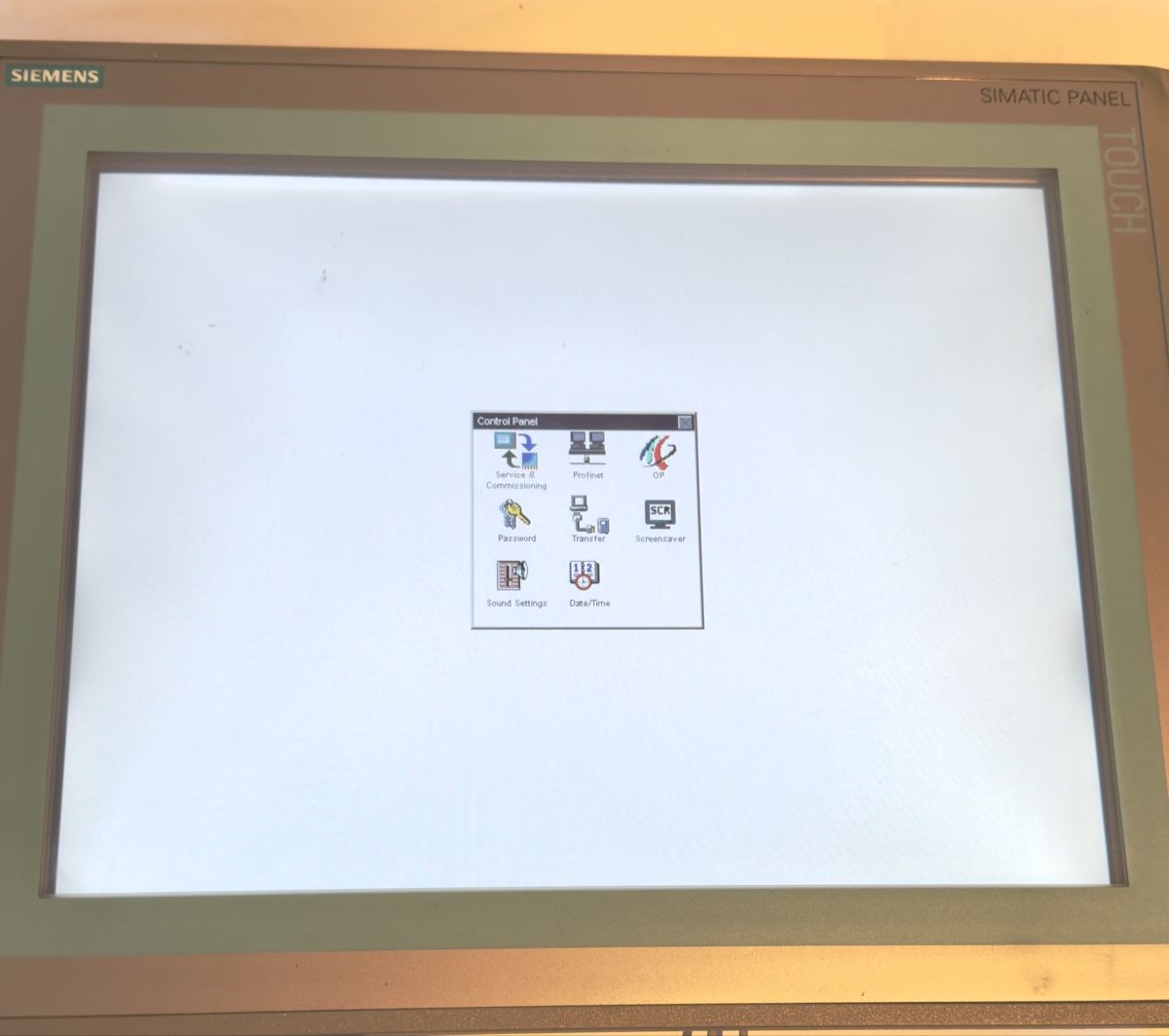 Siemens Sistema di controllo: Siemens SIMATIC Panel 6AV6 647-0AG11-3AX0 – Usato da Dielsdorf venduto da ohm_dh6r 2