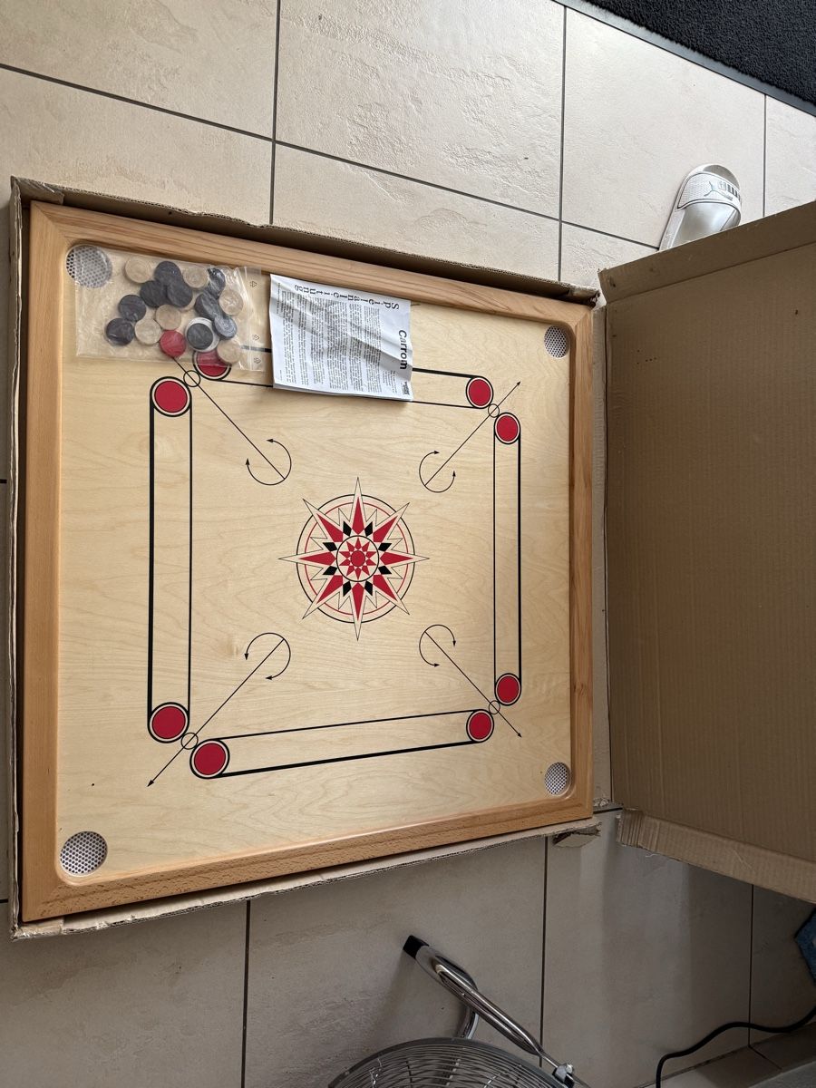 Spiele: CARROM zu verkaufen  – Gebraucht aus St.Antoni von Fantasie 2