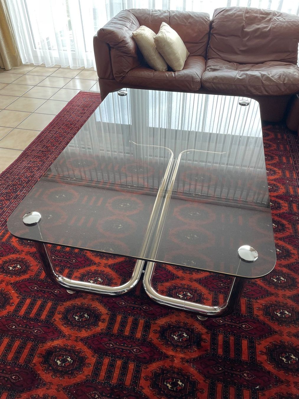 Tavoli: Retro Glas Couchtisch mit Chromgestell - 130x90cm – Usato da Zürich venduto da plumita 1