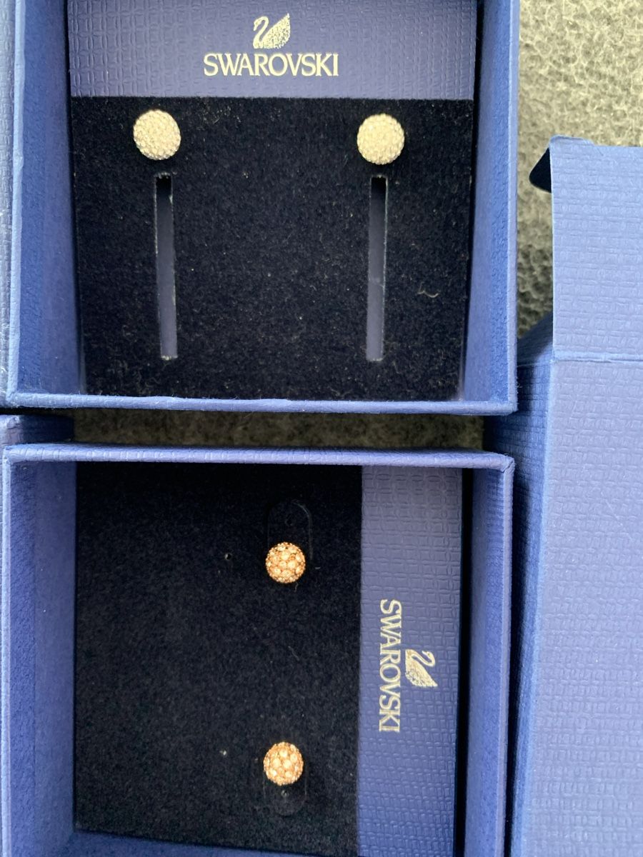 Swarovski Orecchini pendenti & Orecchini a lobo: Ohrringe Swarovski – Nuovo e nell'imballaggio originale da Volketswil venduto da Gujo 2